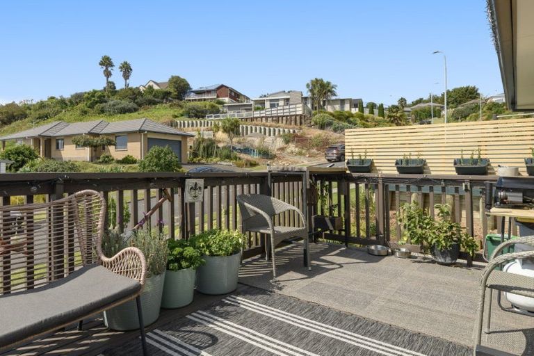 Photo of property in 49 Orion Drive, Welcome Bay, Tauranga, 3112