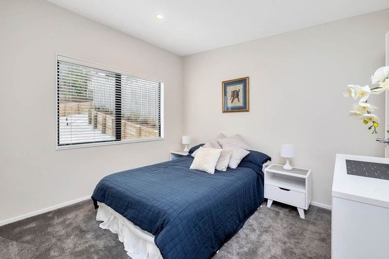 Photo of property in 50a Danbury Drive, Torbay, Auckland, 0630