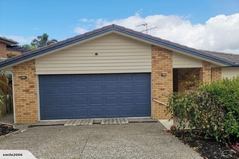 Photo of property in 6 Jelas Road, Red Beach, 0932