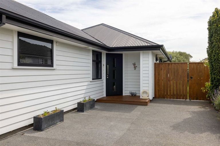 Photo of property in 9 Woodgrove Avenue, North New Brighton, Christchurch, 8083