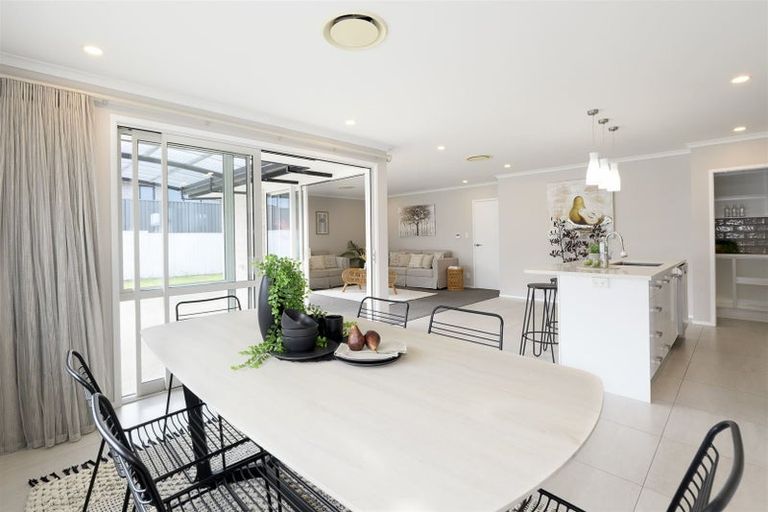 Photo of property in 115 Penetaka Heights, Pyes Pa, Tauranga, 3112