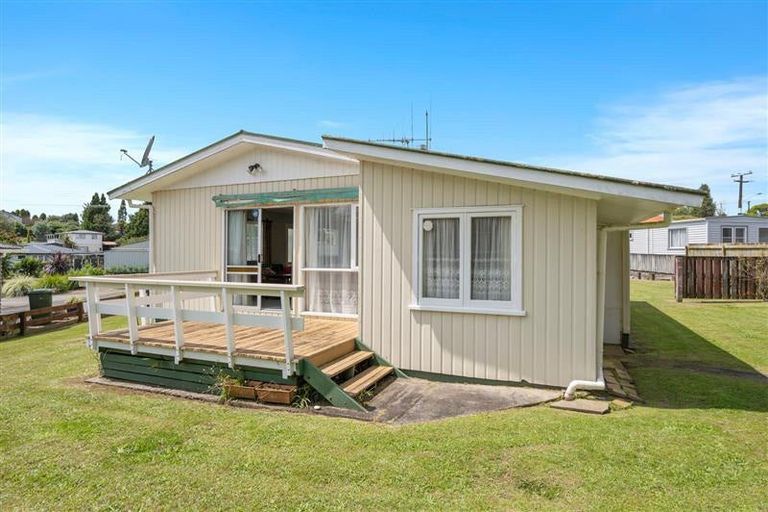 Photo of property in 2 Griffiths Street, Putaruru, 3411