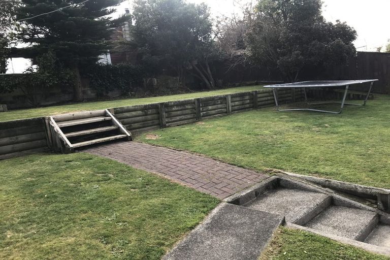 Photo of property in 4 Liston Avenue, Hilltop, Taupo, 3330