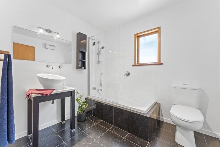 Photo of property in 3a Hughes Avenue, Hokowhitu, Palmerston North, 4410