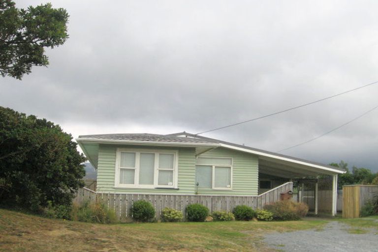 Photo of property in 40 Buckley Road, Southgate, Wellington, 6023