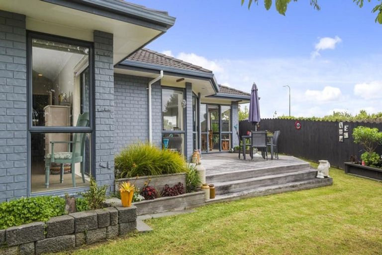 Photo of property in 23 Cottesmore Place, Huntington Park, Auckland, 2013