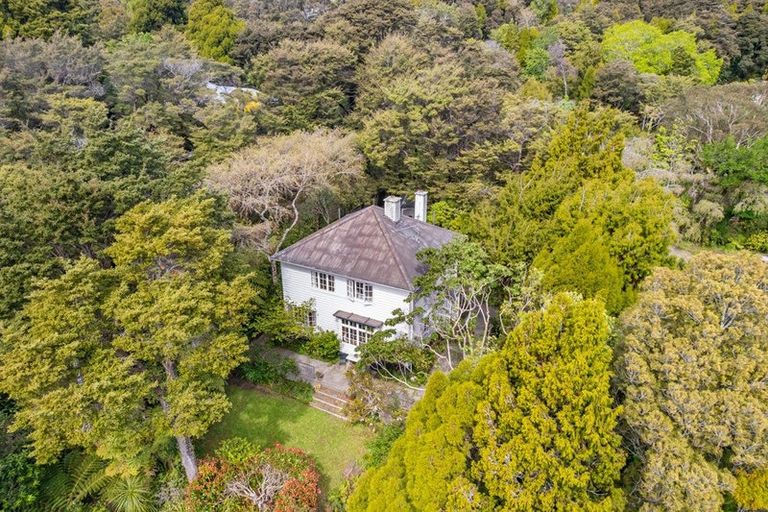 Photo of property in 51 Chatsworth Road, Silverstream, Upper Hutt, 5019