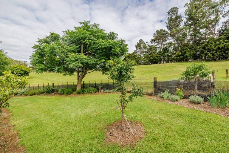 Photo of property in 94 Mccaughan Road, Kerikeri, 0294