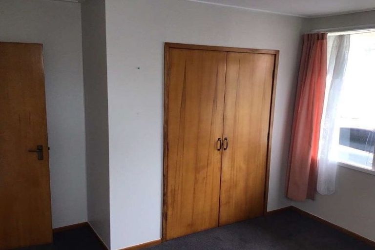 Photo of property in 6 Azalea Place, Waiuku, 2123