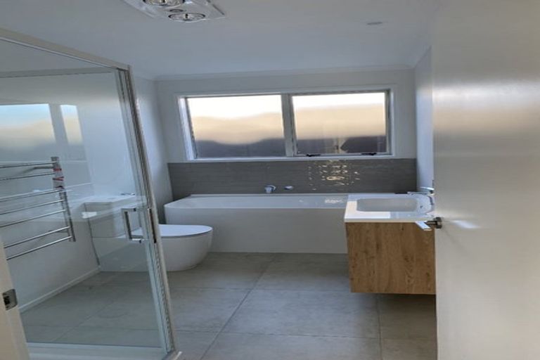 Photo of property in 5 Ash Lane, Omokoroa, 3114