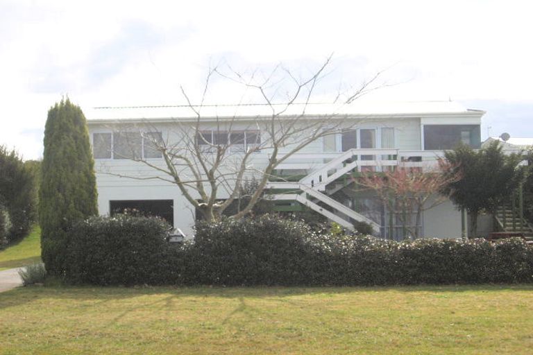 Photo of property in 18 Hornsea Road, Tairua, 3508