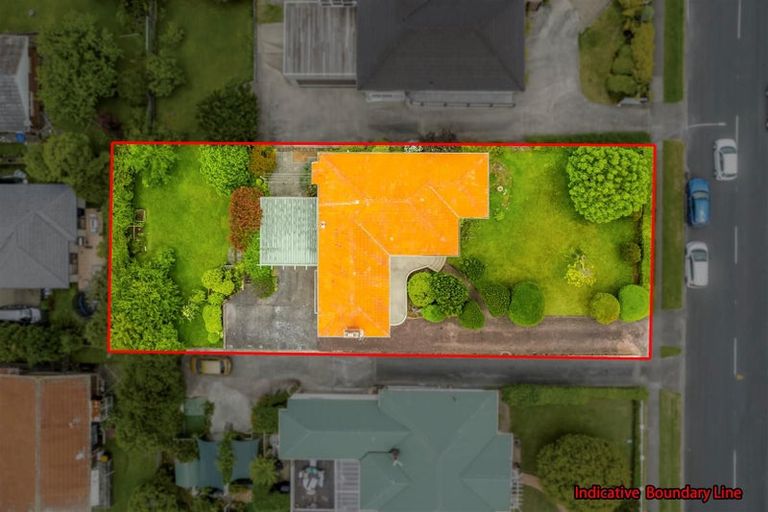 Photo of property in 39 Mellons Bay Road, Mellons Bay, Auckland, 2014