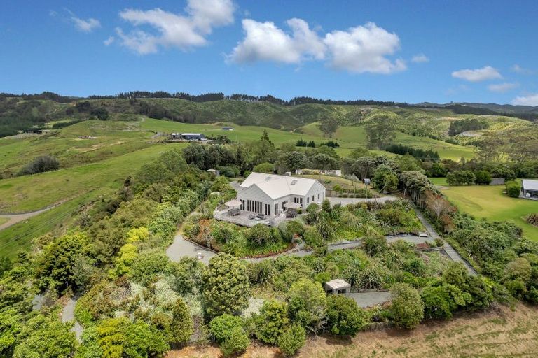 Photo of property in 435 Glenmohr Road, Waipu, 0582