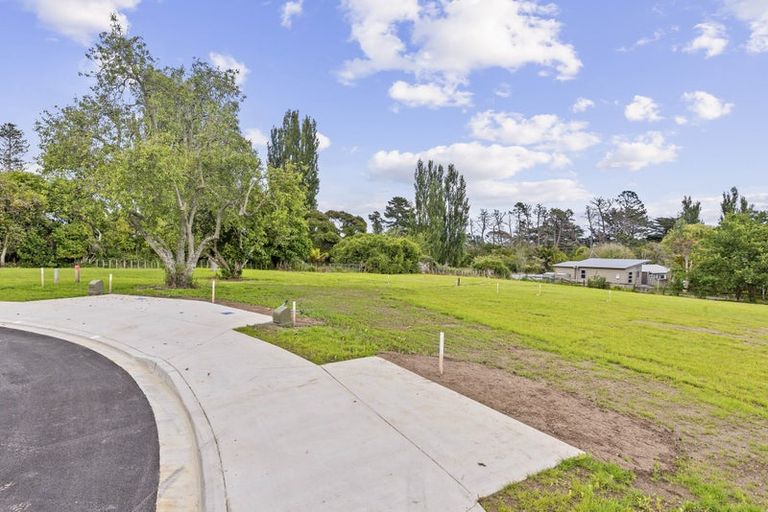Photo of property in 5 Te Naihi Place, Paraparaumu, 5032