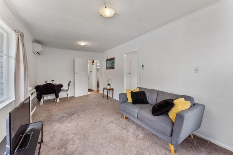 Photo of property in 1/3 Lane Street, Wallaceville, Upper Hutt, 5018