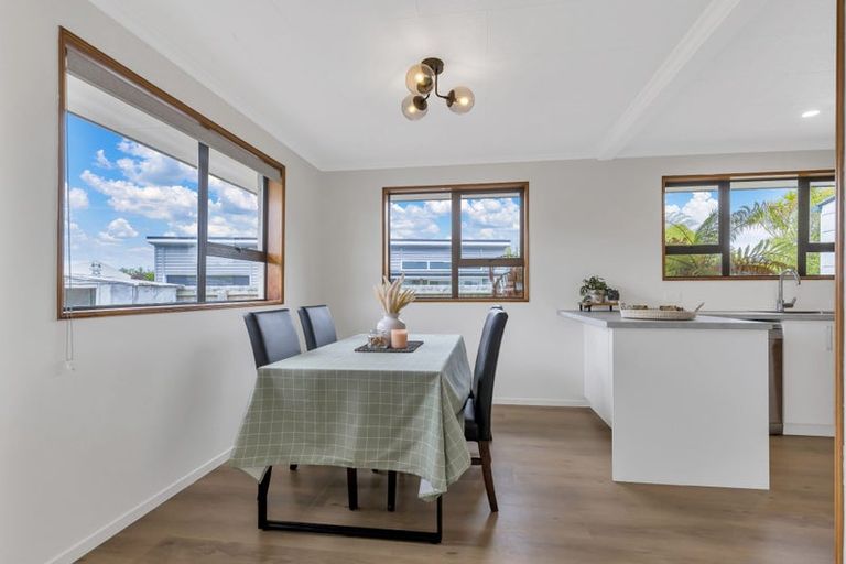 Photo of property in 9 Newnham Street, Rangiora, 7400