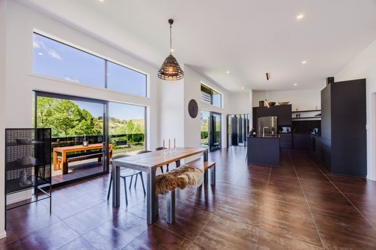 Photo of property in 4 Cemetery Road, Waipawa, 4273