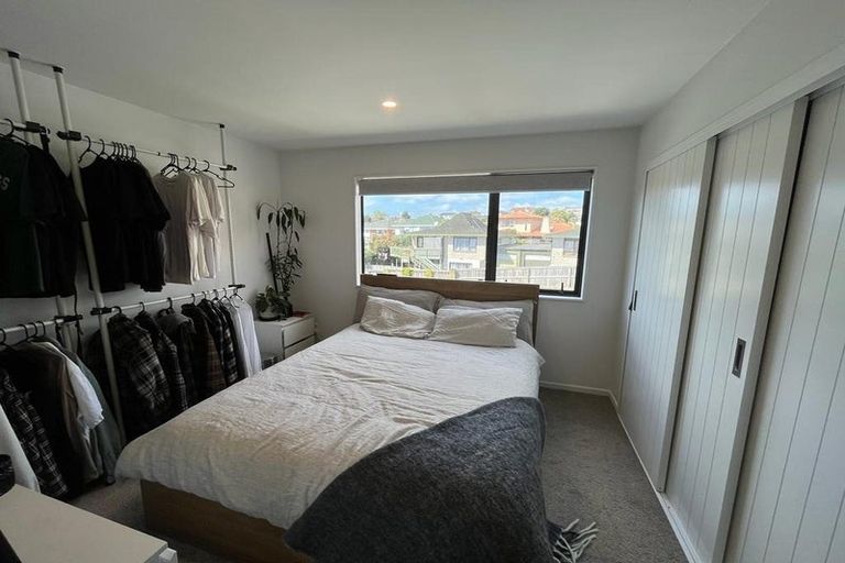 Photo of property in 4/60 Highland Drive, Highland Park, Auckland, 2010