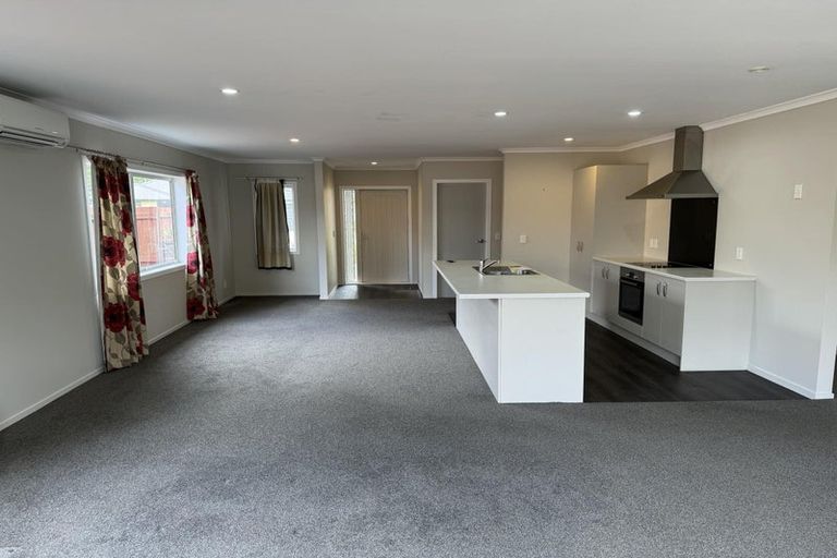 Photo of property in 6 Te Toru Street, Taita, Lower Hutt, 5011