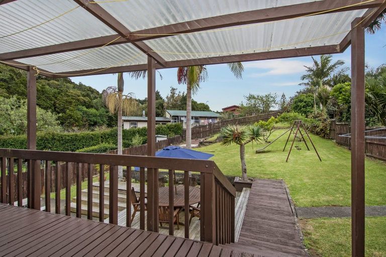 Photo of property in 16 Ranfurly Place, Te Kamo, Whangarei, 0112