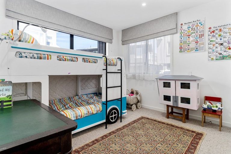 Photo of property in 17a Gordon Road, Mount Maunganui, 3116