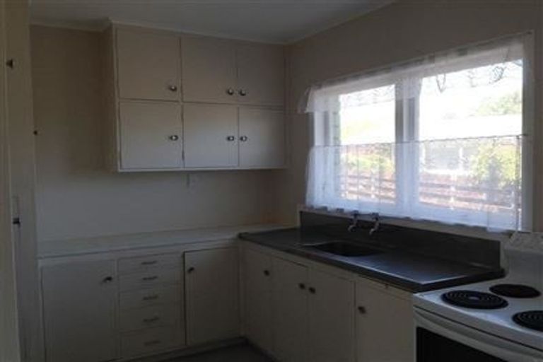 Photo of property in 1/15 Miles Avenue, Papatoetoe, Auckland, 2025