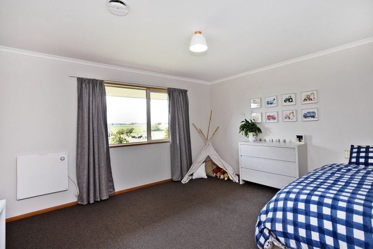 Photo of property in 1 Rakahouka Hedgehope Road, Rakahouka, Invercargill, 9872