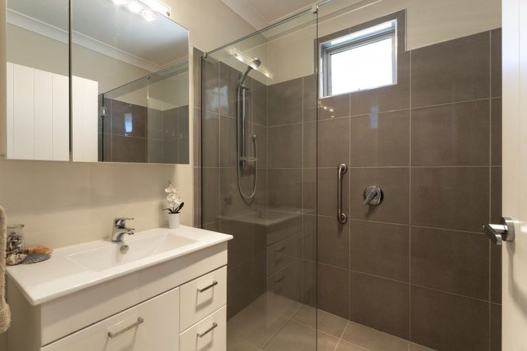 Photo of property in 14 Farm Lane, Parklands, Christchurch, 8083