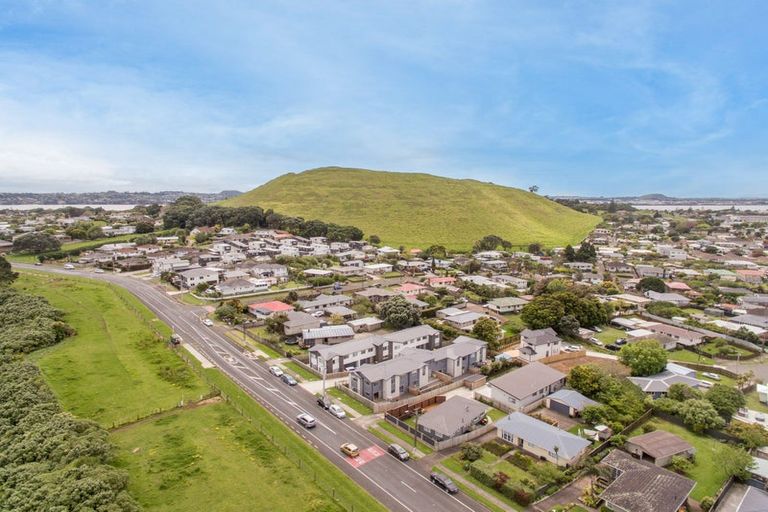 Photo of property in 171c Wallace Road, Mangere Bridge, Auckland, 2022