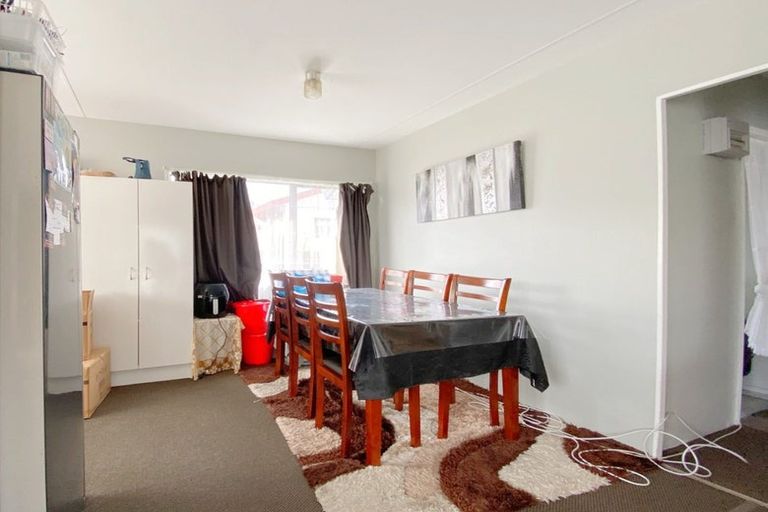 Photo of property in 3/11 Barneys Farm Road, Clendon Park, Auckland, 2103