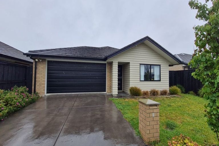 Photo of property in 8 Hannington Way, Rolleston, 7615