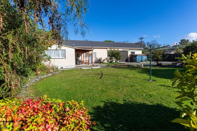 Photo of property in 6a Church Street, Eketahuna, 4900