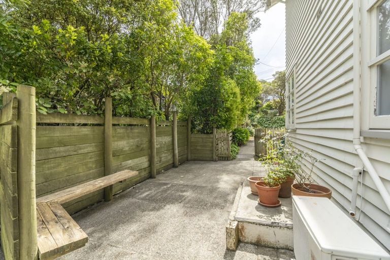 Photo of property in 18 Omar Street, Khandallah, Wellington, 6035