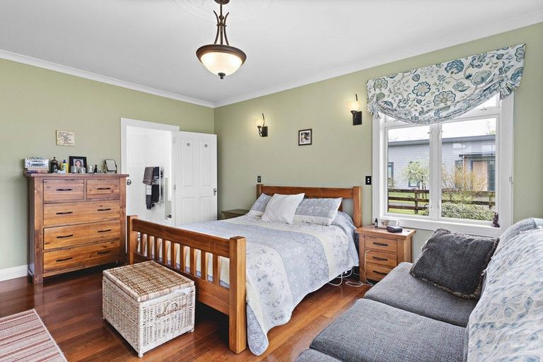 Photo of property in 40a Richmond Road, Carterton, 5713