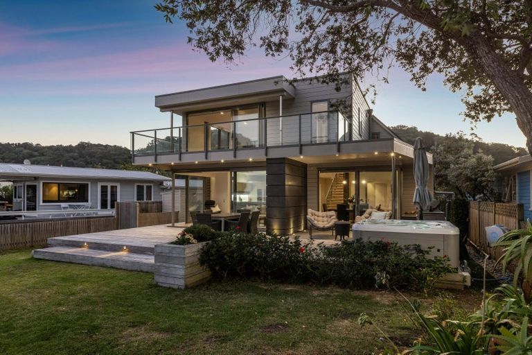 Photo of property in 28 The Strand, Waiwera, Orewa, 0994