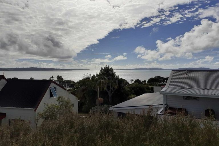 Photo of property in 23 Arohia Place, Snells Beach, 0920