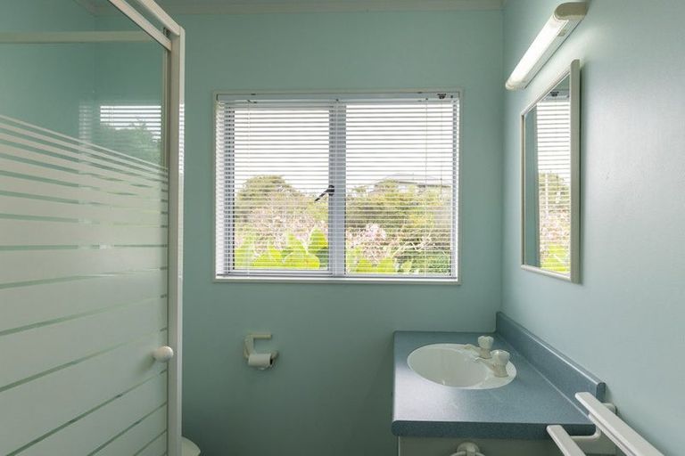 Photo of property in 1 Patton Place, Tairua, 3508