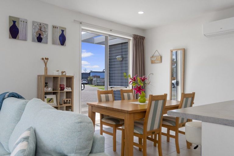 Photo of property in 45 Spinifex Street, Papamoa Beach, Papamoa, 3118