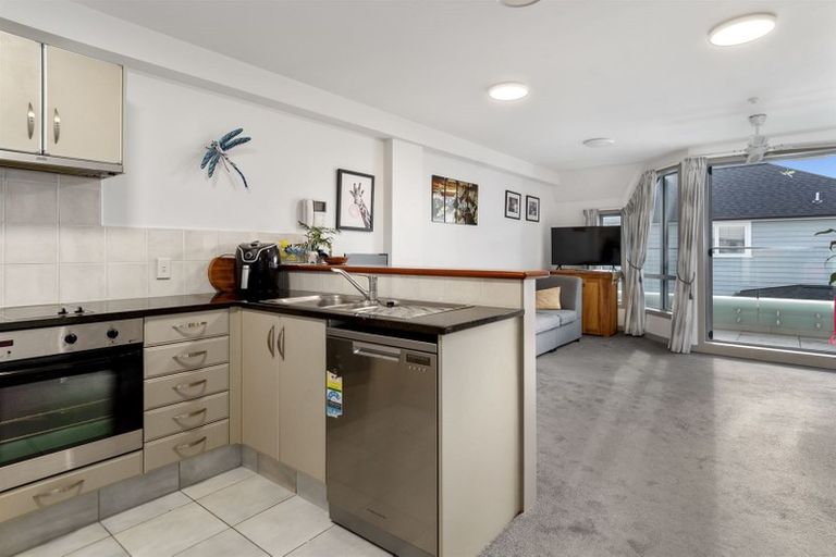 Photo of property in 218/36 Victoria Road, Mount Maunganui, 3116