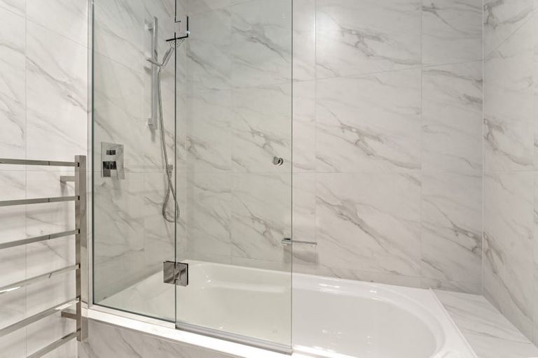 Photo of property in 16 Taukahiwi Road, Pukekohe, 2120