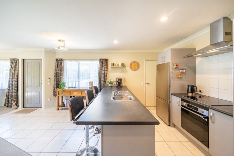 Photo of property in 31b Forest Road, Pinehaven, Upper Hutt, 5019