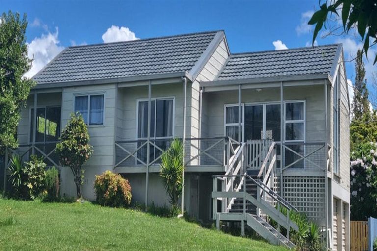 Photo of property in 2 Hinau Street, Pukehangi, Rotorua, 3015