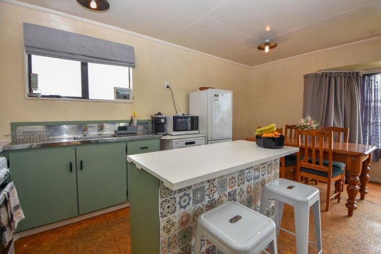 Photo of property in 9 Lincoln Road, Carterton, 5713