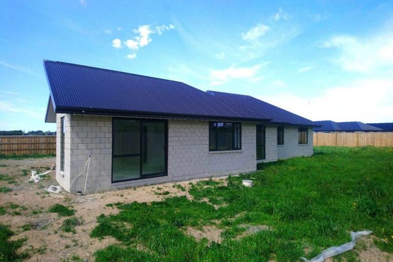 Photo of property in 1 Harrier Place, Amberley, 7410