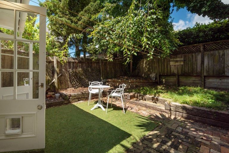 Photo of property in 17 Gunson Street, Freemans Bay, Auckland, 1011