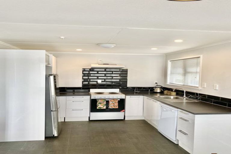 Photo of property in 80 Fairfield Road, Fairfield, Hamilton, 3214