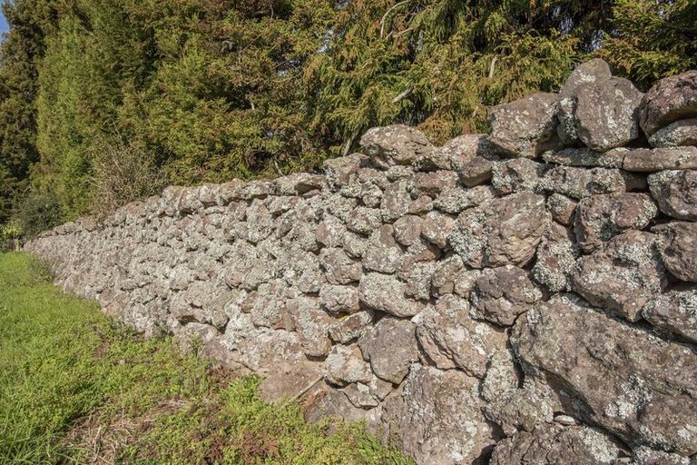 Photo of property in 647 State Highway 14, Maunu, Whangarei, 0179