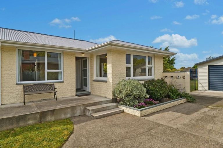 Photo of property in 33 Cunningham Place, Halswell, Christchurch, 8025