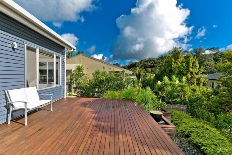 Photo of property in 19 Pitoitoi Avenue, Greenhithe, Auckland, 0632