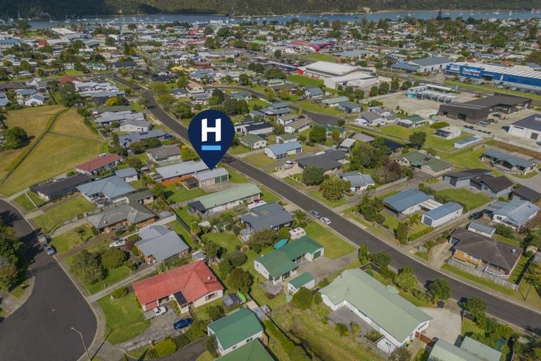 Photo of property in 25 Whitby Avenue, Whitianga, 3510